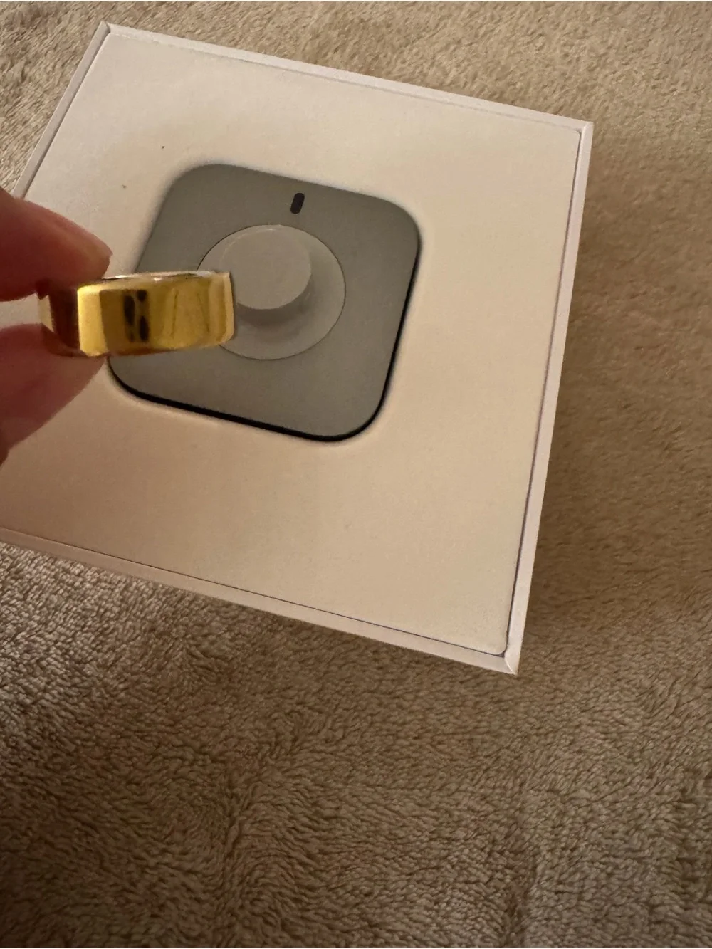 Oura Ring 4 Gold size 6